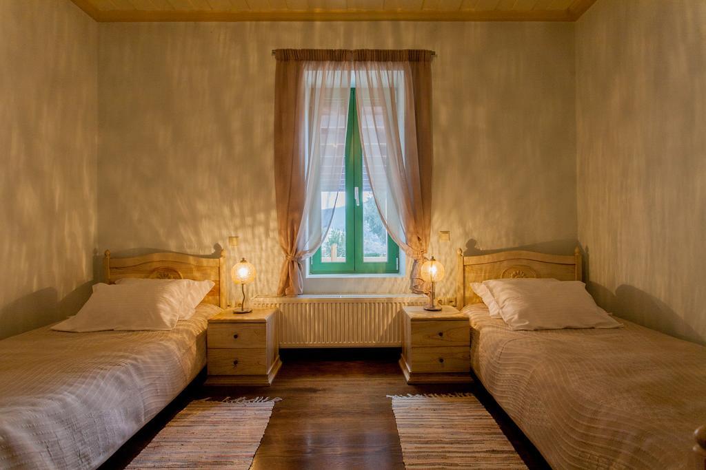 Augusta Country House Derés Eksteriør billede